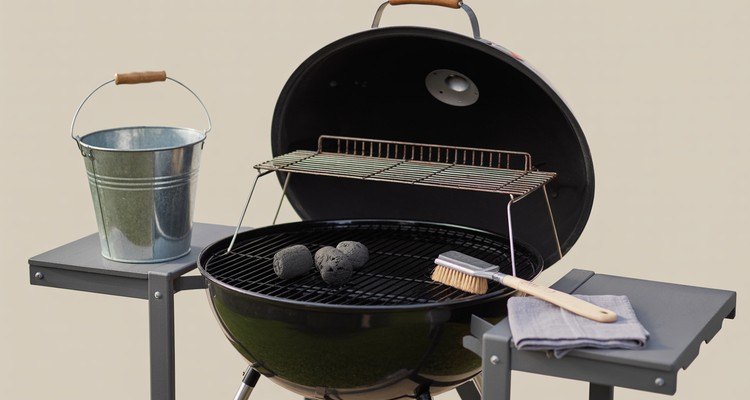 How to Clean a Charcoal Grill for Better Flavor & Safety