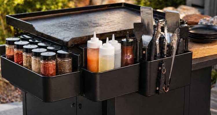 Grill Caddy Guide: Keep Your Griddle Tools Organized
