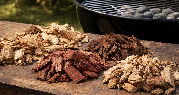 Wood chips for smoking